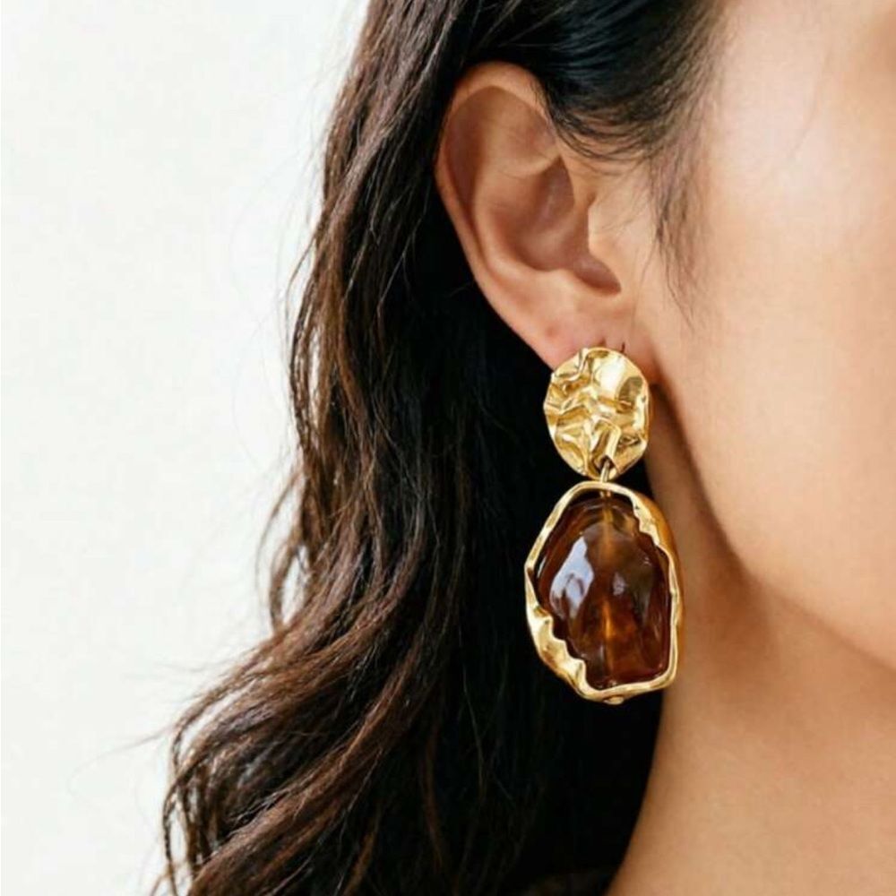 Vintage style brown earrings A980